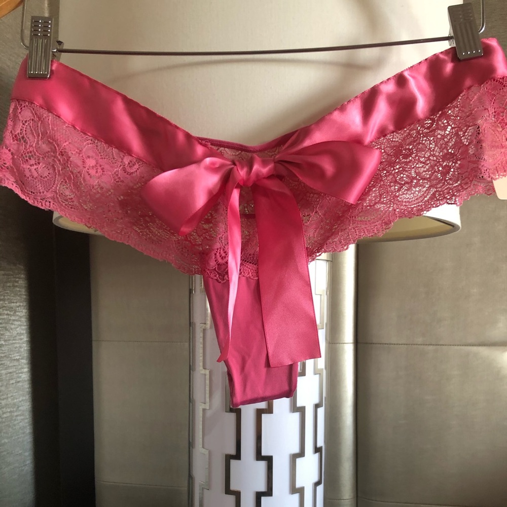 NWT. Victoria Secret